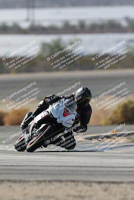 media/Nov-16-2025-Race Pace (Sun) [[8c5fa54630]]/Non Verified Riders (1st 20 Minutes)/1-Turn 14 (10am)/